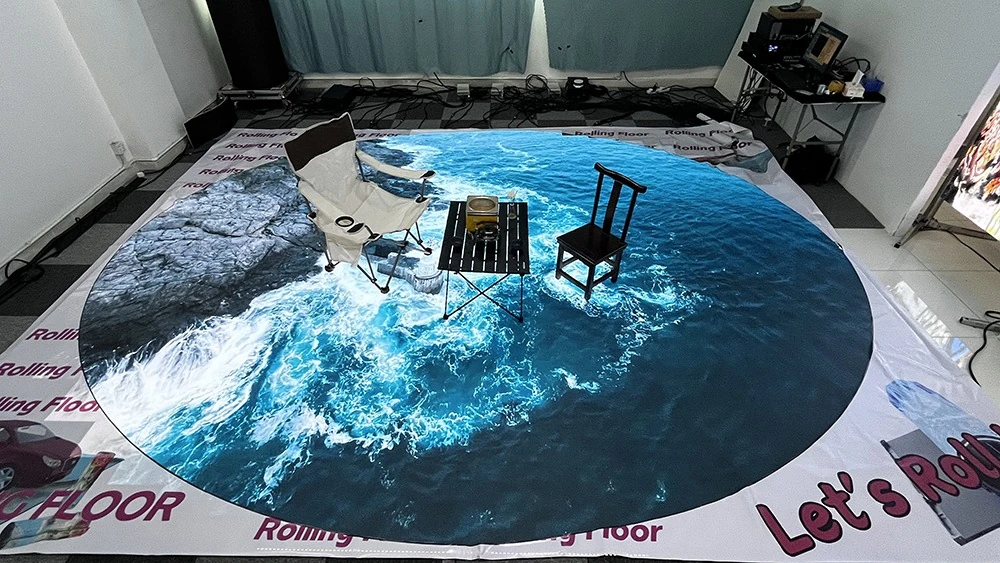 Floor & Roll Installation